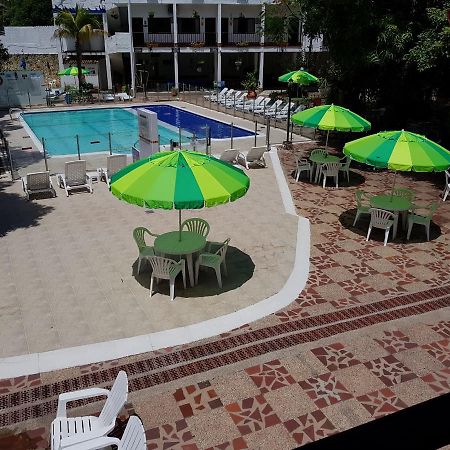 Hotel Villa Maritza Melgar Buitenkant foto